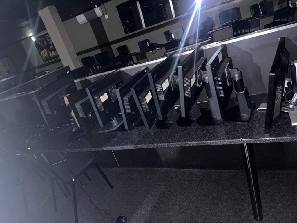 Vehicle Trackers on Twitter "JMPD OFFICERS UNCOVER AN ILLEGAL ONLINE