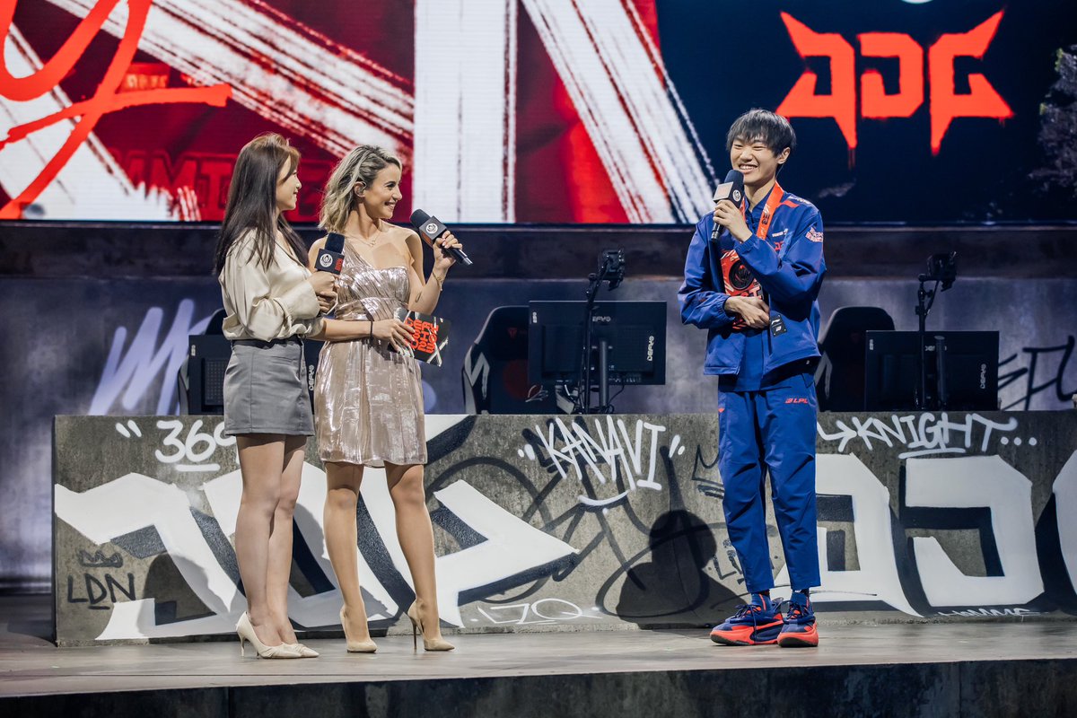 LaureBuliiV's tweet image. Unforgettable #MSI2023 and three weeks in London

Thank you all ❤️