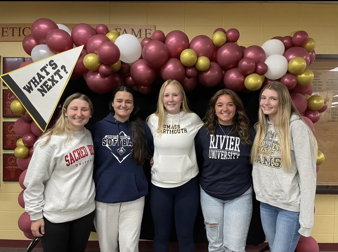 case_softball's tweet photo. The final week of the season, the week it gets real! The week we recognize the student athletes we’ll be saying goodbye to. This year we say goodbye to 5 of the best to ever wear the uniform: Jamie Moniz, Lexi Yost, Hailey Berube, Brooke Orton, and Olivia Silva. https://t.co/J1wJNkPMRz