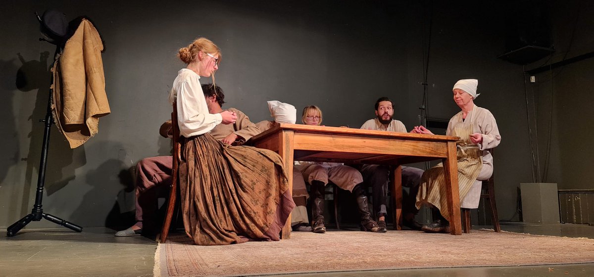 EmbEspEstonia's tweet photo. 🎭 Fantastic premiere in #Spanish language of Estonian theater play Libahunt (August Kitzberg, 1912) in Karlova Theater in #Tartu as part of #Iberofest. Thank you to @unitartu and @AceEstonia ! https://t.co/tYGLXCM6Ov