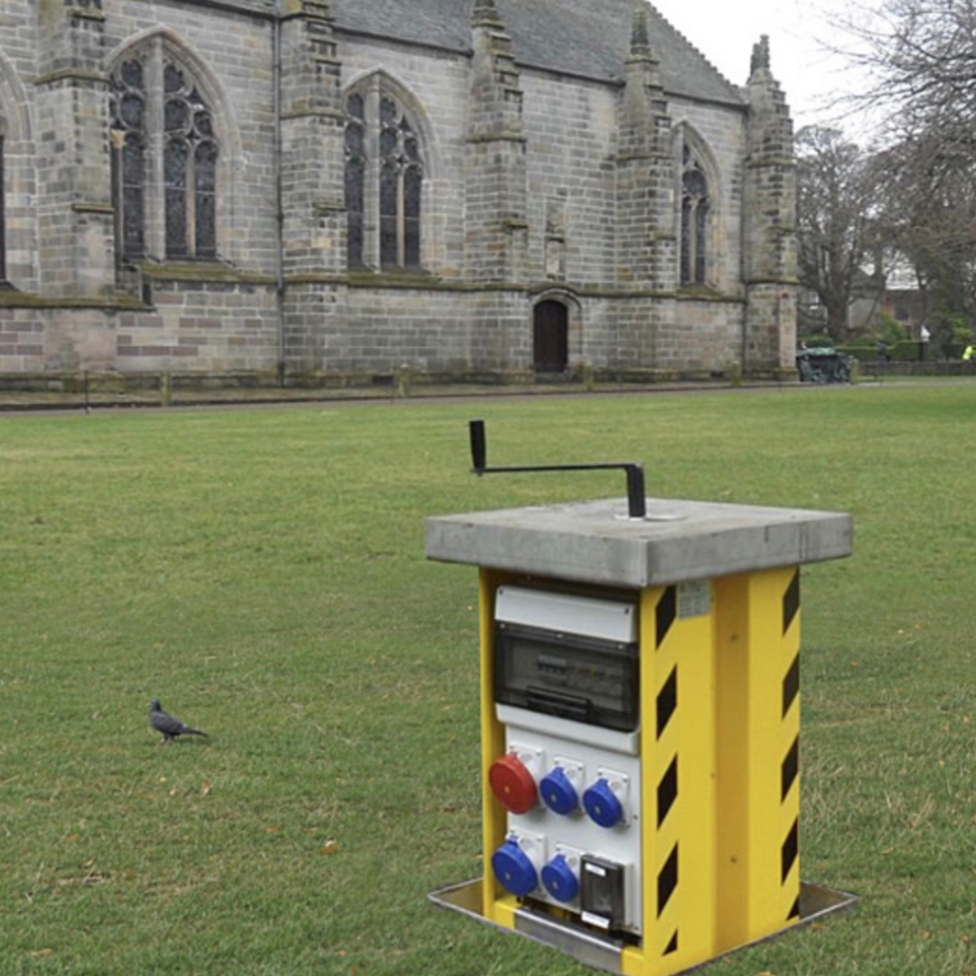 A retractable service unit by Pop Up Power Supplies installed in a sensitive setting within the Aberdeen University campus

 #popuppowersupplies #powersupplies #electricity #outdoorliving #outdoorpower #power #serviceunits #townplanning #architect