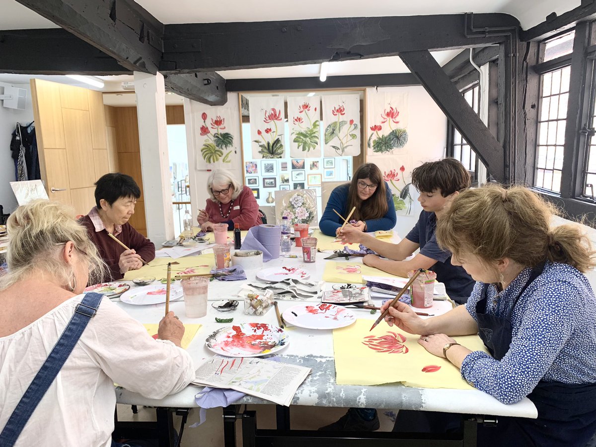 YeanTeo's tweet photo. Thanks for participating my Chinese ink painting workshop at @whitehorsebooks Marlborough. Never too late to learn something new. 
Upcoming workshop at @whitehorsebooks will be 28 Oct and 18 Nov. 

See you soon! 
#workshop #paintingworkshop #chineseinkpainting #brushpainting https://t.co/AMnP1ykJZ0