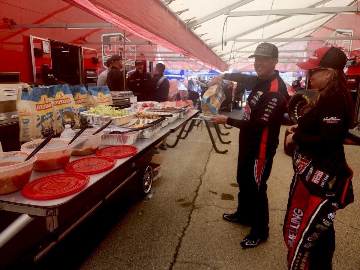 It was Taco Saturday at the track this weekend, and have we told you lately how much we love <a href="/MissionFoodsUS/">Mission Foods 🌮</a> being part of <a href="/NHRA/">NHRA</a> drag racing? The best!

#Route66Nats