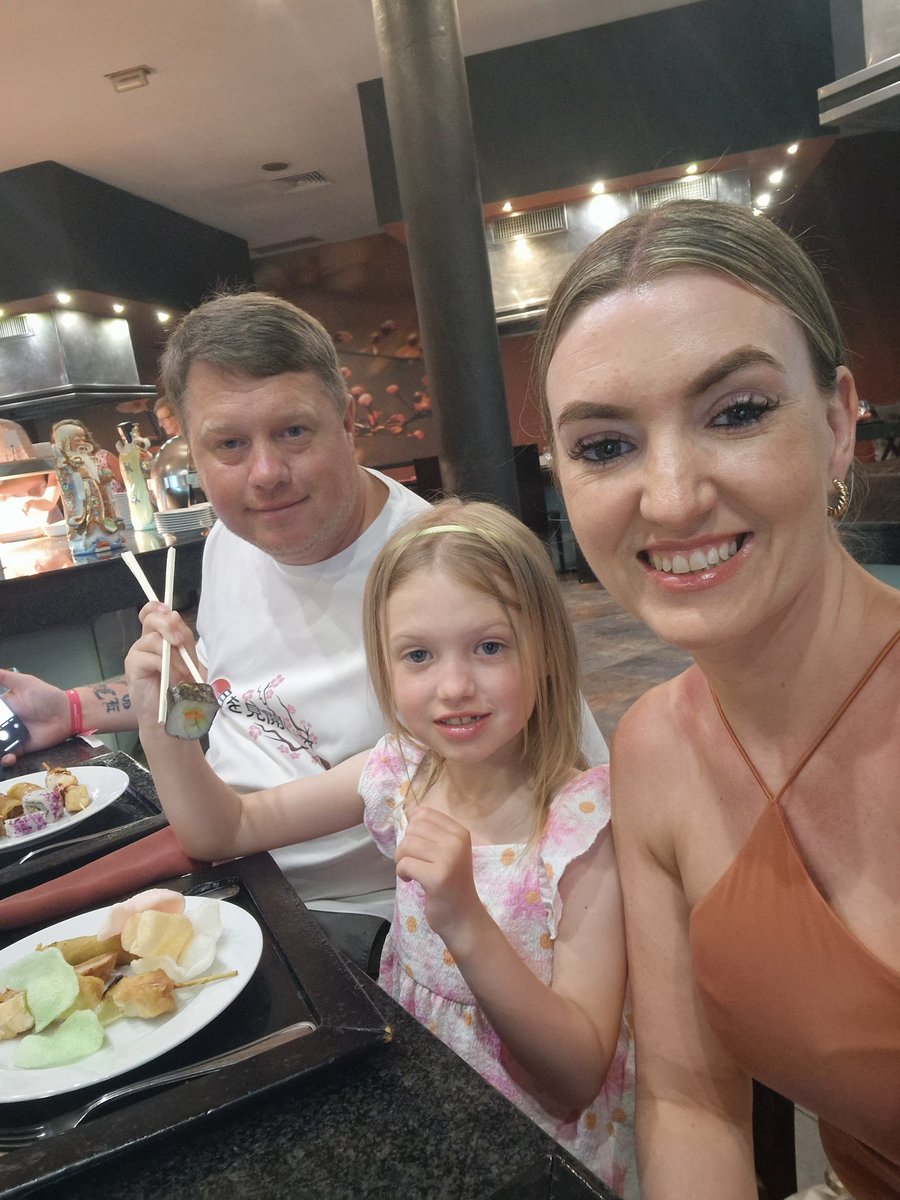 Had the best time in Dominican Republic 🇩🇴 thank you to <a href="/ClaireHouse/">Claire House</a> for helping us make this possible 🥰 knowing our princess was cared for by the hospice we was able to holiday with the family (all 16 of us) celebrating wedding anniversary big 10th year for us come Sept! ❤️