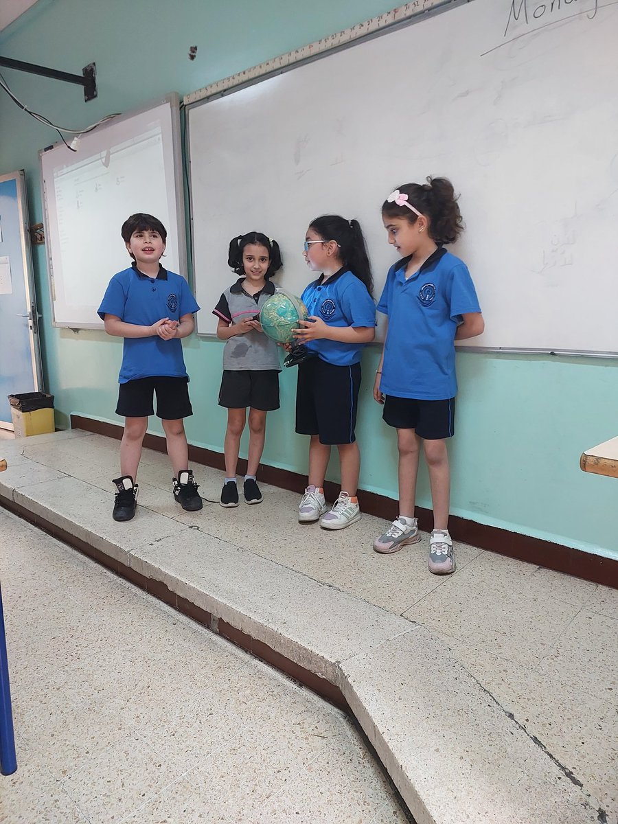 I noticed the second-grade children interacting with one another with enthusiasm while participating in a group to provide feedback for our lesson. They talked to one another, shared ideas, and paid close attention to what their peers had to say.<a href="/NElakhdar/">Nour elakhdar</a> <a href="/MakAishaSchool/">MakAishaSchool</a>