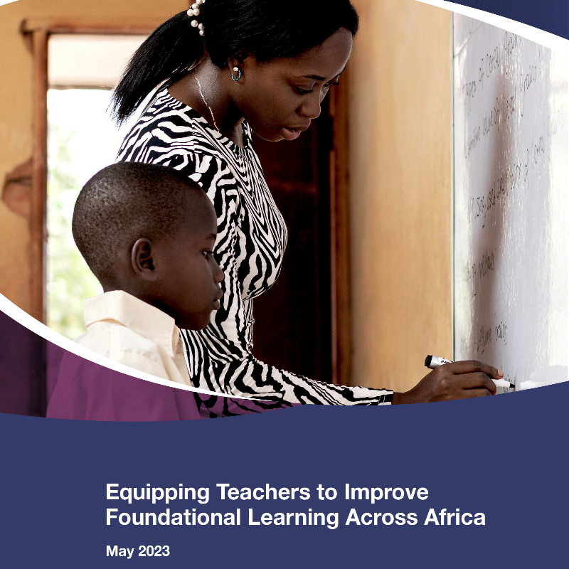 VVOBvzw's tweet photo. 🤔 What are the necessary conditions for teacher training programmes to result in improved learning outcomes for children?

The Education Finance Network and @ADEAnet point to 3 recommendations in their recent publication, featuring VVOB's teacher peer-to-peer approach!👇