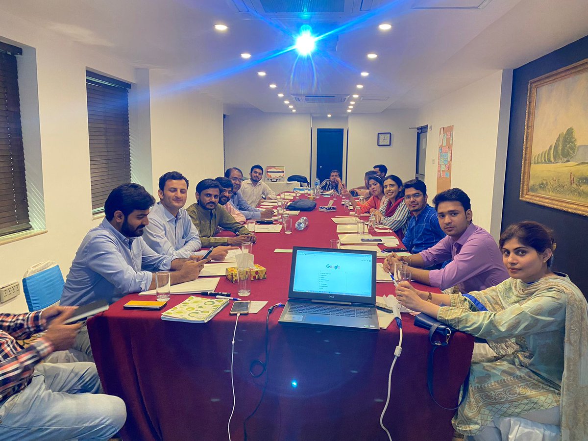 adeebyousufzai's tweet photo. DAY 1
5 Days, Advanced Digital Mobile Journalism (Mojo) Workshop organized by German INGO Friedrich Naumann Foundation for Freedom - Pakistan and US INGO Individualland at Lahore.
#mojolhr #FNF #IndividualLand https://t.co/nulCaaNjwb