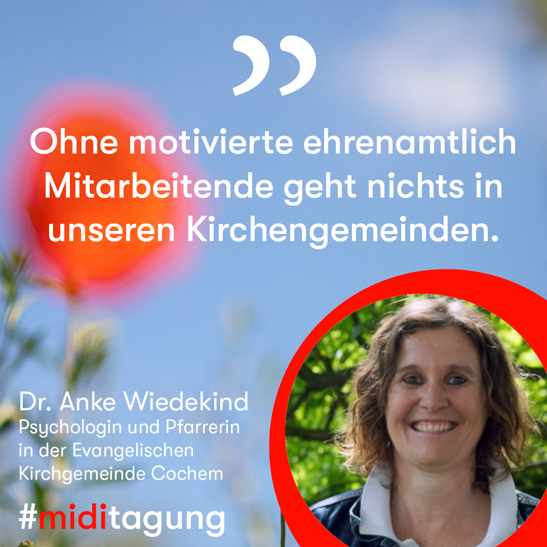 hallo_midi's tweet photo. "Bezüglich der Frage, wie man die Motivation Ehrenamtlicher fördert, gäbe es eine Menge Hilfreiches zu lernen und zu entdecken.“ Dr. Anke Wiedekind @ankewiedekind auf der #miditagung
#kirche #digitalekirche #diakonie #ausliebe #diakoniedeutschland #175jahre #ersteliebe #liebe https://t.co/ZsoK5hmYKz