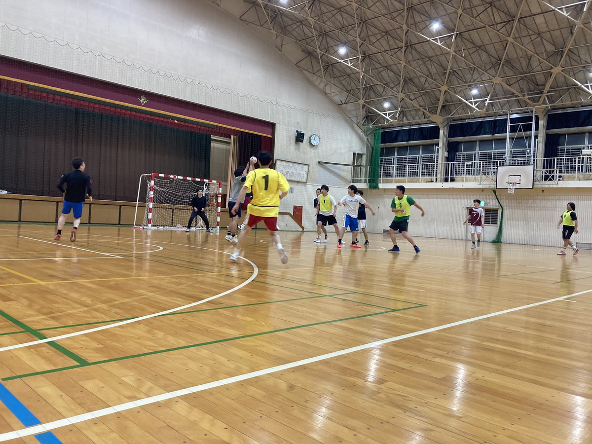 chiryuHC's tweet photo. 今日は大人20人＋高校生20人で過去最高の40人参加でした。少しずつ友達に声かけて連れて来てくれたみたい。人数増えた分ので考える事沢山で大変ですが、またこっから頑張ってみます https://t.co/zLvbSUNy5t