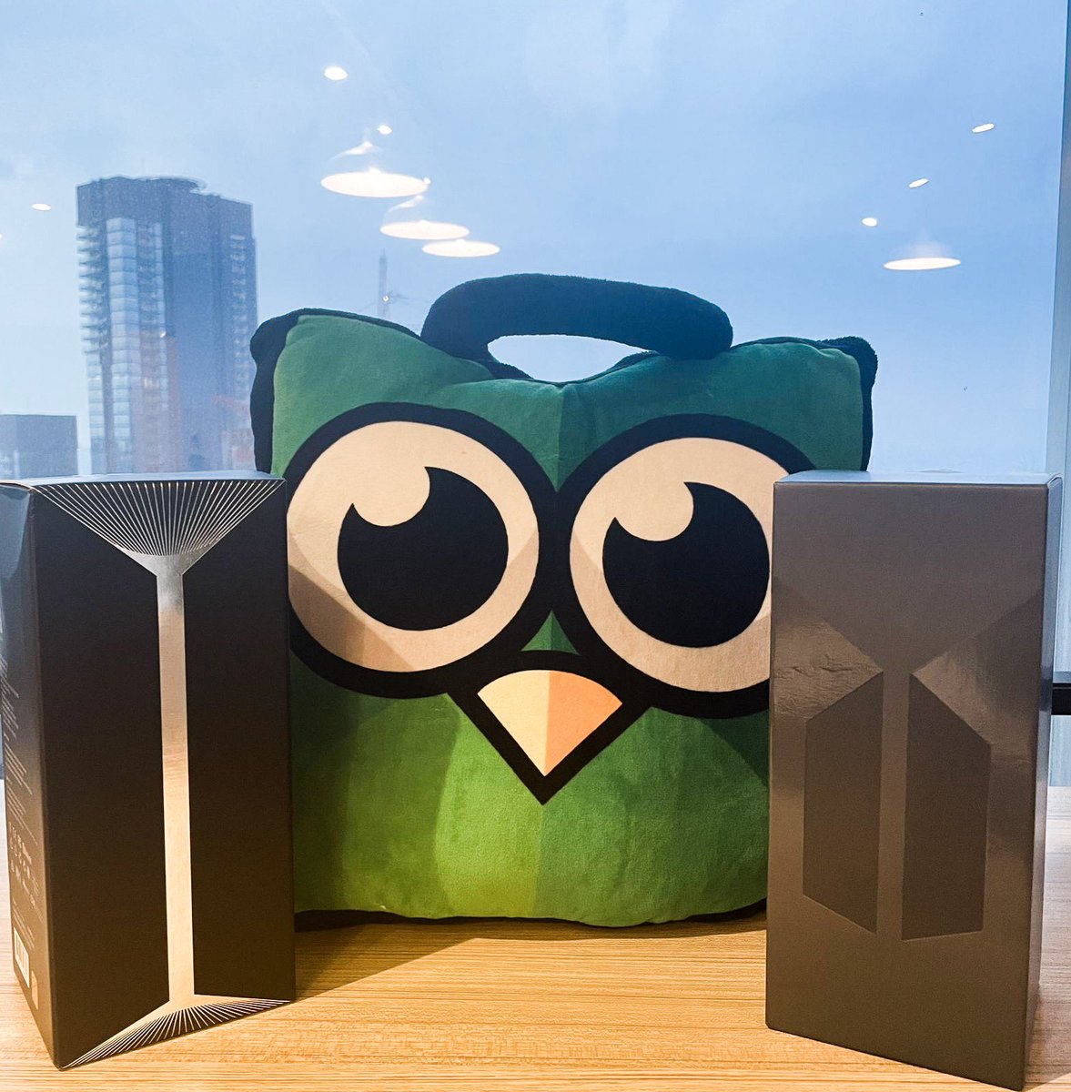 ‼️💜 BAGI-BAGI LIGHT STICK BTS ARMY BOMB SE &amp; Ver.3 💜‼️

Ikutin caranya di sini👇🏻
1. Like &amp; Retweet
2. Komen dengan menjawab pertanyaan "Kalo kamu dikasih tiket konser #AgustD , kamu mau Day berapa?" + pake hashtag #tokopediachingu
3. Reply sebanyak-sebanyaknya biar ke notice