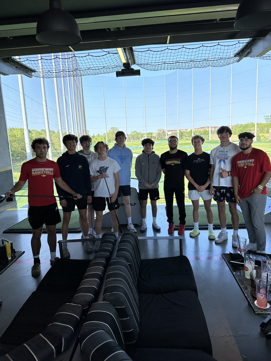 Hardwood MW tweet media