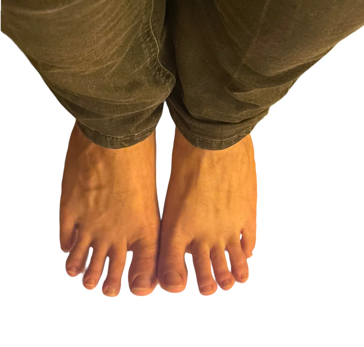 PSureise22's tweet photo. do you want more?https://t.co/QgjpFAGlRk #manfeet #malefeet #gay #gayfeet #footfetish #footmodel #feetcontent #feetmodel #feet #barefeet #bearfeet #sexyfeet #guyfeet #gayfootworshipping #gayfootslave #footlover #malefeet #onlyfans https://t.co/MRYBqQHi8T