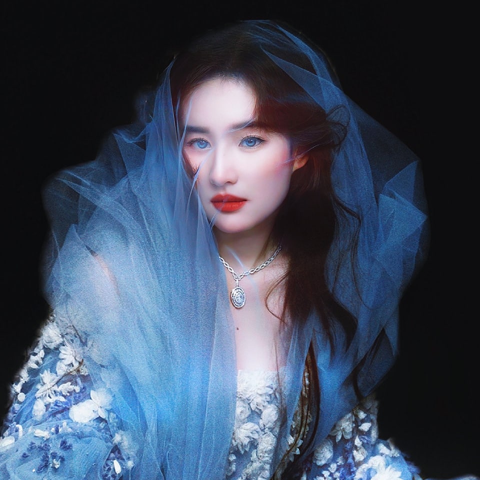 tangxixixi's tweet photo. It's really amazing
🖤 @yifei_cc
#LiuYifei #刘亦菲 #劉亦菲 #CrystalLiu
#Mulan #花木兰 #meetyourself #ADreamOfSplendor #梦华录 #disneyprincess #supportmulan #supportliuyifei #disney #disneymulan #mulan2020 #mulandisney #liveaction https://t.co/PW8q6o4bxp