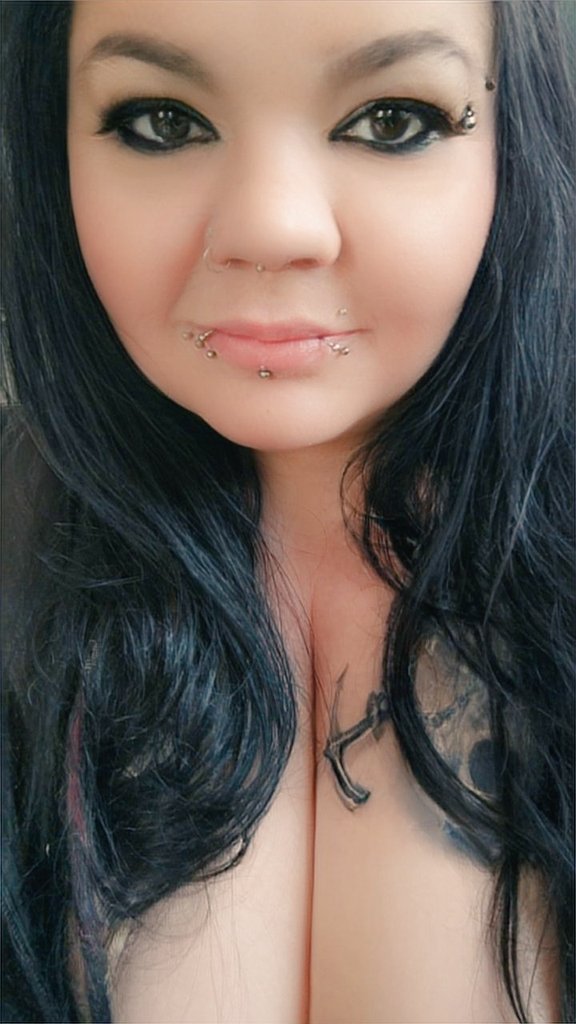 Sachsenladyyyy's tweet photo. 12K 🥰🥳🥳🥳 Ihr seid der Hammer 😍
Tausend Dank an alle da draußen 💋 Ihr seid verrückt 💋
Das müssen wir Feiern 🥳
#dankedanke #ThankYou #CurvyLady #inkedandpierced #crazygirls #crazypiercing #BITE_ME #LikeCrazy #likeme #FolloMe #RetweetMe https://t.co/Xt8lm0CbFs