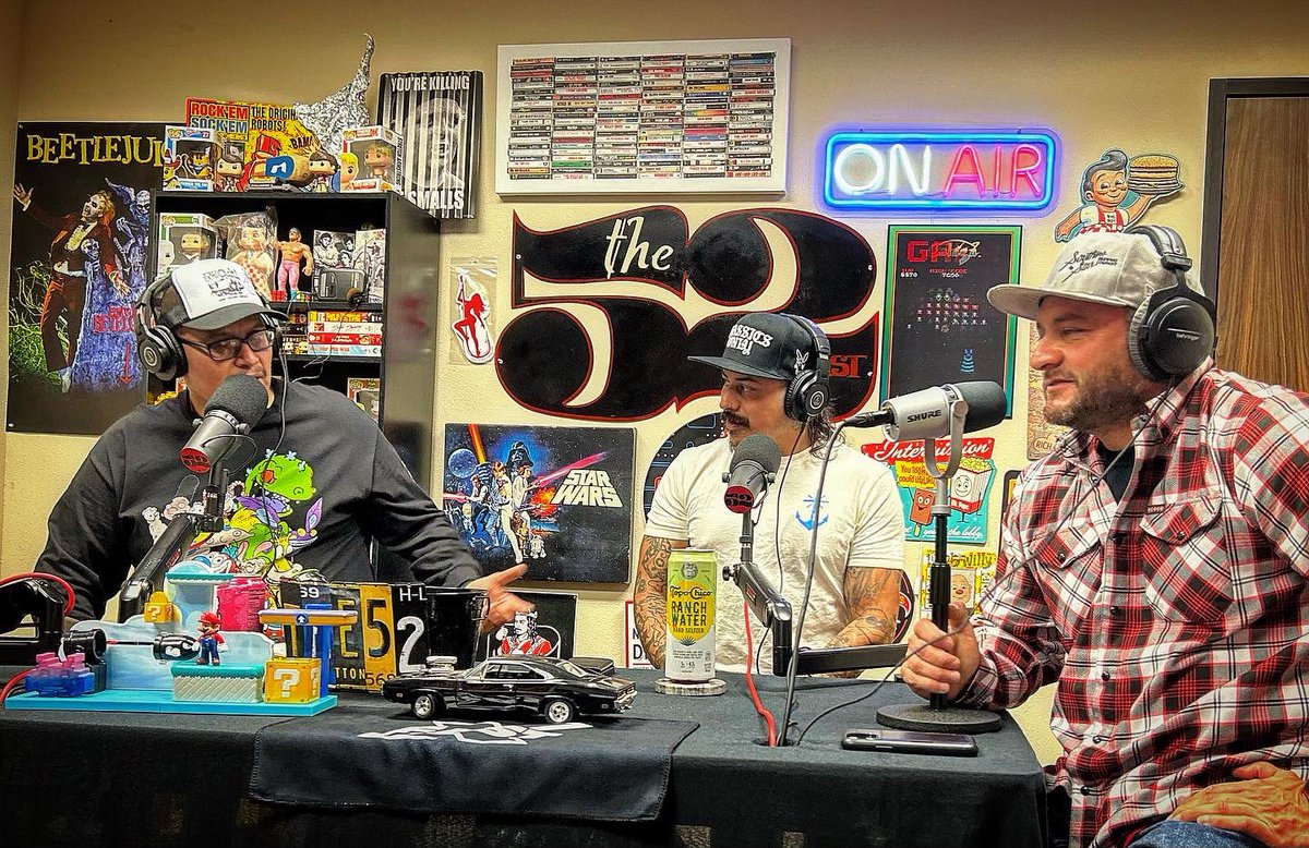 It’s a wrap, check the gate. 
EPISODE 61 
Last nights talks we’re lawn care, Mr. Gattis, Nickelodeon and new movies. 
#gardenline #mrgattis #buffet #nickelodeon #pinwheel #slime #fastx #quartermileatatime #couldyoudescribetheruckus #recordedinfrontofalivestudioaudience