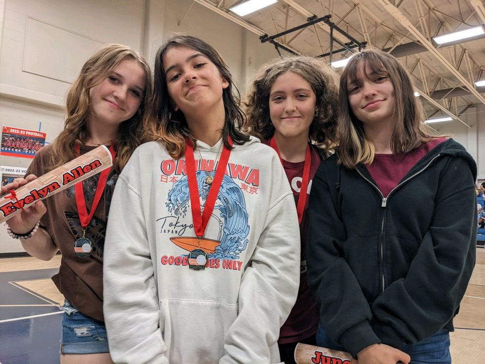 Bellevue Middle School tweet media