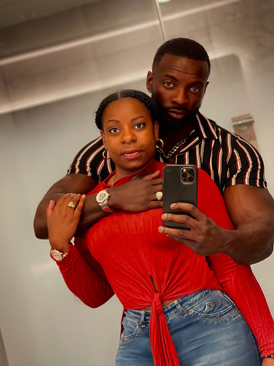 ShesWright11's tweet photo. A relationship between a husband and wife is psychological.

One is psycho and the other is logical. Just don’t try to figure out who is who.👑🖤🖤🖤✨

#MarriedLife #Relationship #MyForever #BlackGirlMagic #Spoiled #DateNight #Melanin #Live #Laugh #Love #Repeat #IdrisElba https://t.co/nchtFzRV8N