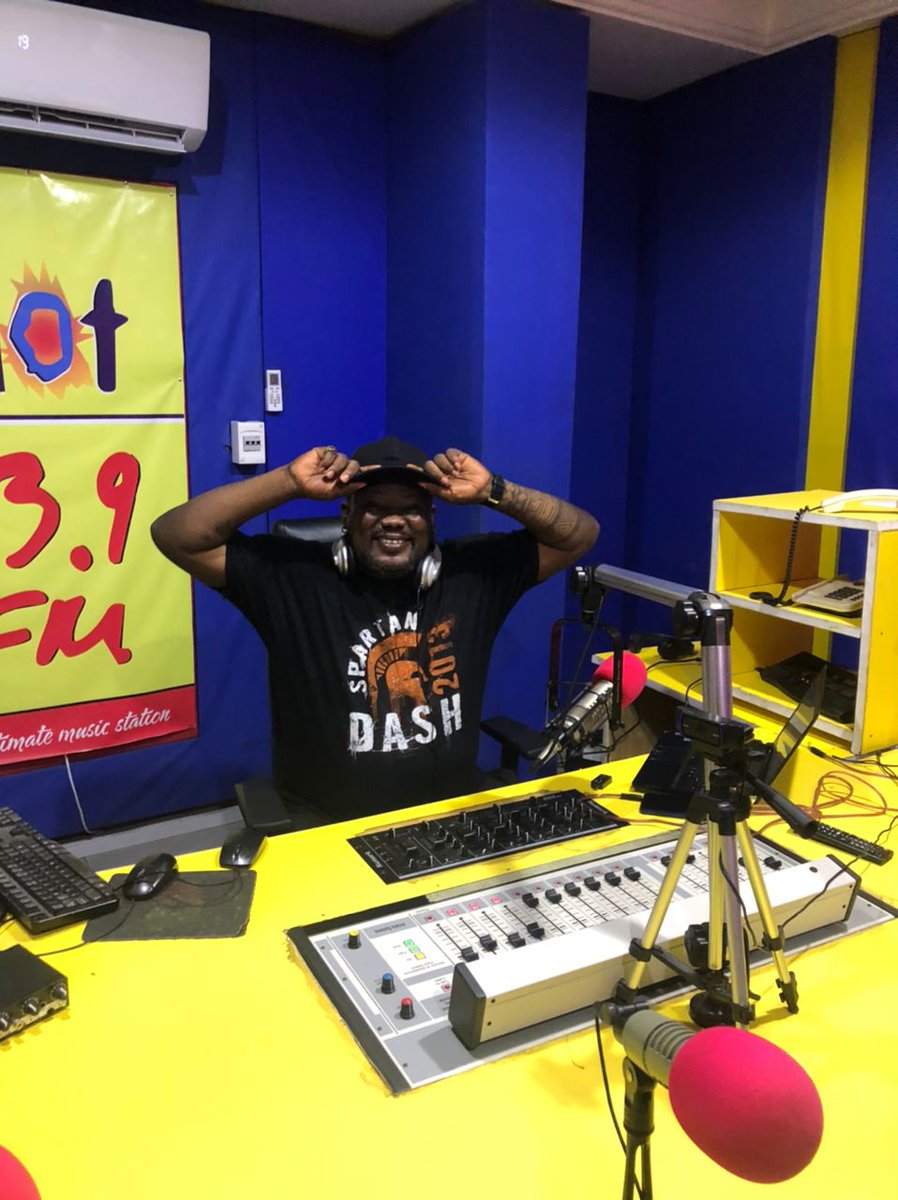 DjLordDash's tweet photo. Tune inn to #Hot939Fm Now!! #AfricaExpress #AfroMix https://t.co/IF3TbSZt9x