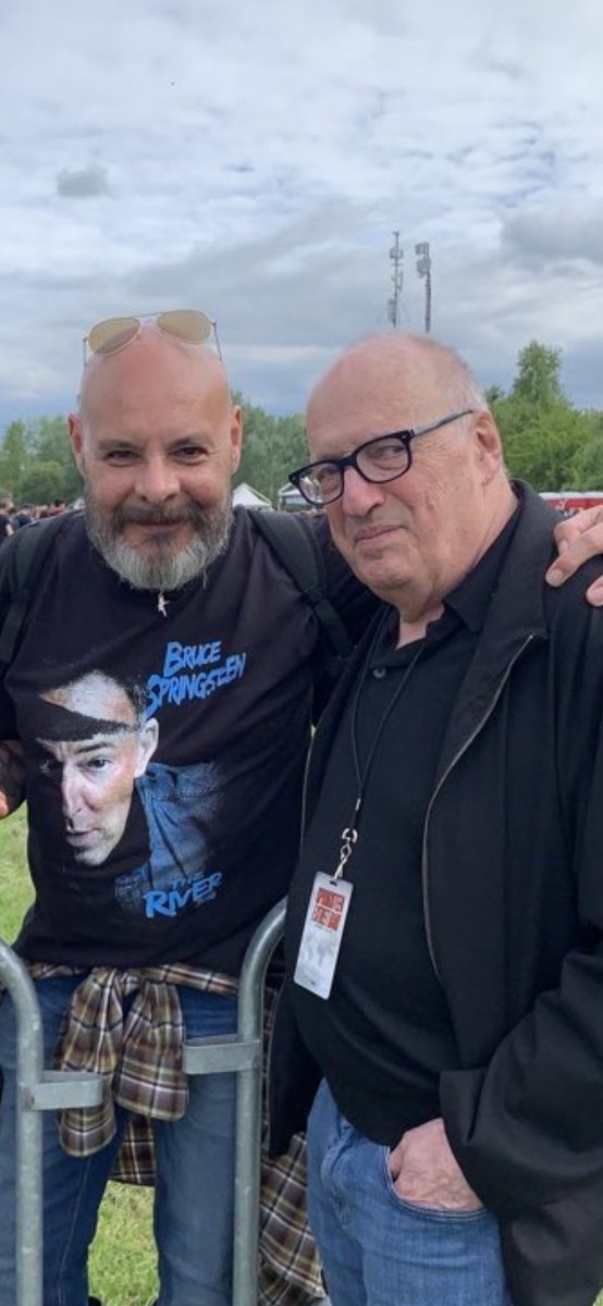 claireon_X's tweet photo. 16 Days.
3 Citys.
4 Shows.
2 Flyghts.
2 Trains.
1 car.
Bus and Metro.
So many wonderful friends.
Countless beers.
My lovely wife by my side.
And we are only halfway there
❤️🎸🇺🇸🎷❤️
#FromItalyForBruce
#SpringsteenDublin
#SpringsteenFerrara 
#SpringsteenRome
#SpringsteenTour2023 https://t.co/6MlH7YXySO