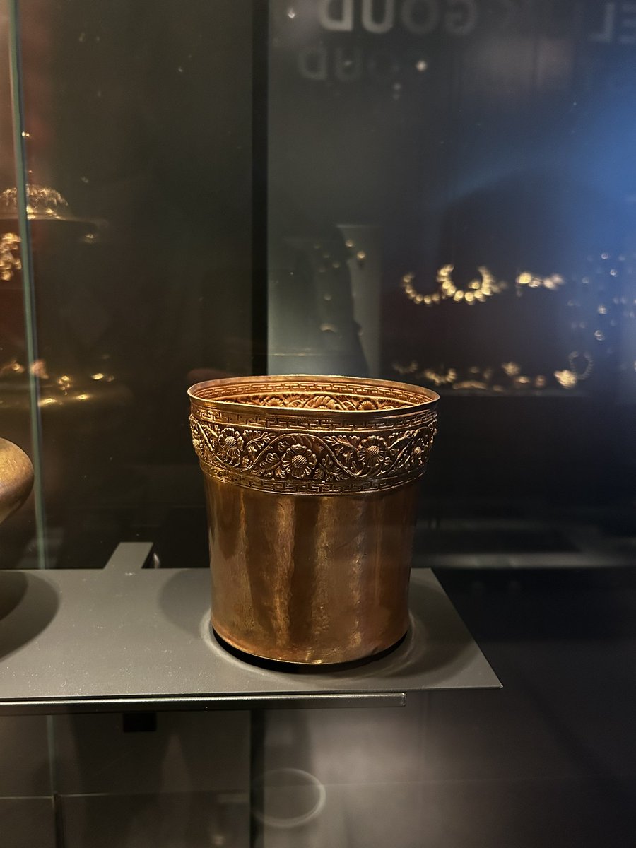 DrRodneyW's tweet photo. Revisiting the #klungkung collection at @Wereldmuseum #colonialcollections https://t.co/iBWgzRbkQT