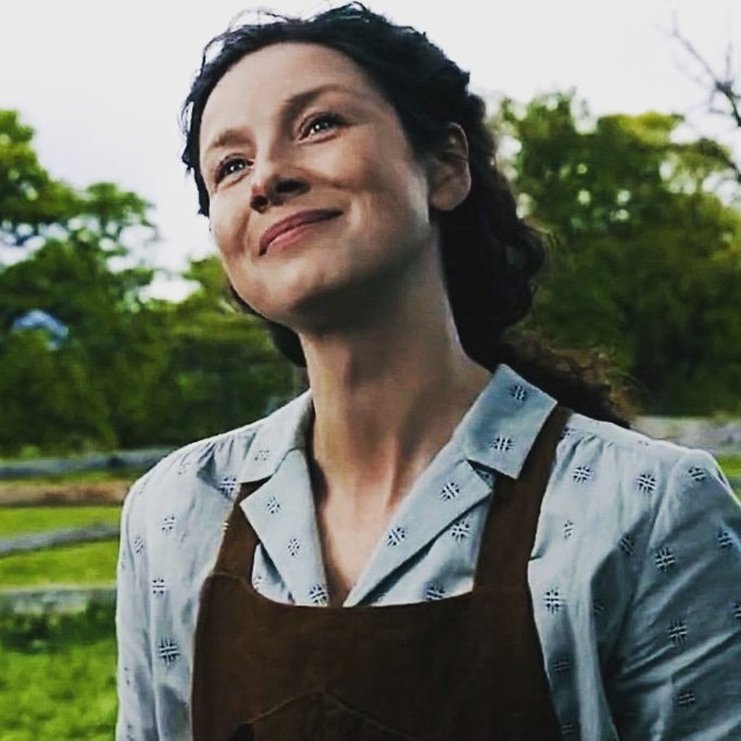 Claire in Season 7. There were good days, too! 🥰  @Outlander_STARZ Kathryn Mayfield @kathmayfield #caitrionambalfe  #OutlanderSeason7