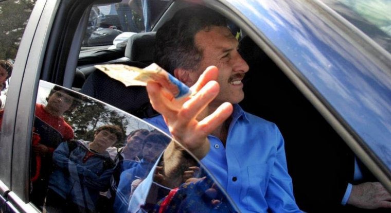 Fassi pasando por Alverdi a pagar esa bosta de tergopol mal pegado