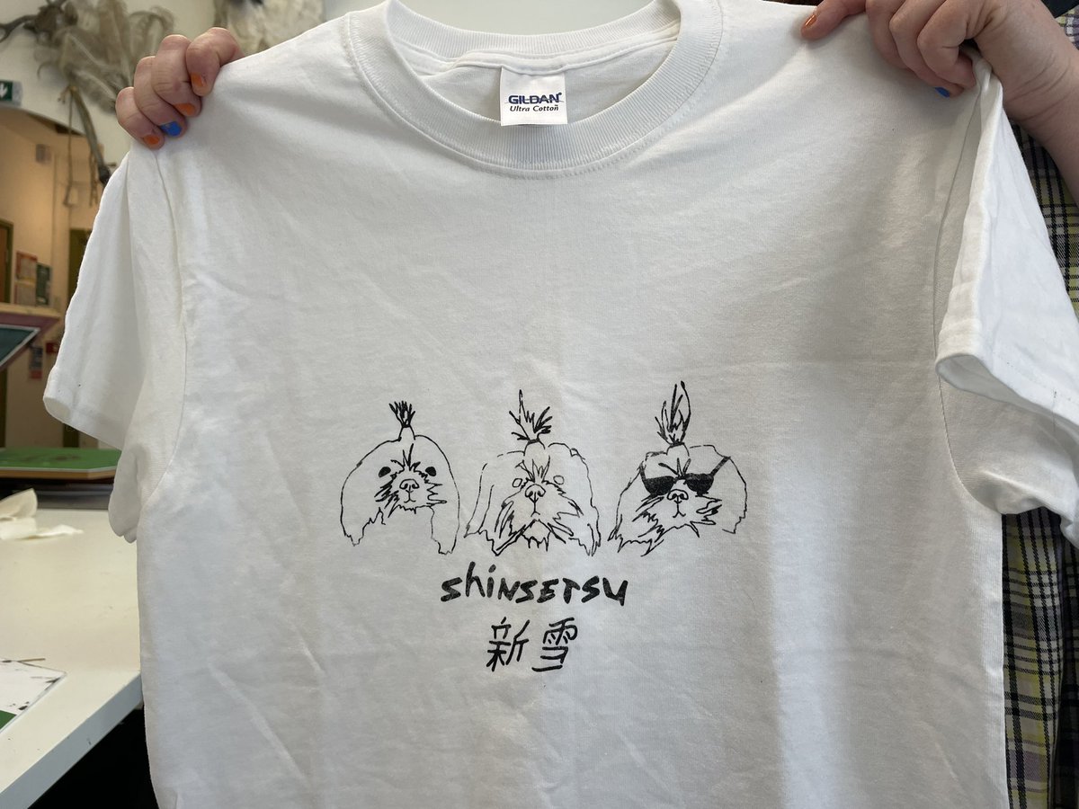 Getting merch together for one of our student bands, Shinsetsu! Screen printed in-house! #screenprinting #bandtshirt #art #livemusic #loveleam