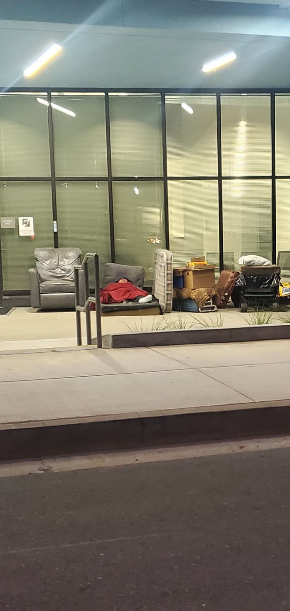 Nolongerinto's tweet photo. @HildaSolis @MayorOfLA @EastLALASD @LASDHQ @wendycarrillo I need your help! Please help us clear this out and make our campus safe for students and families arriving this morning. We have been calling for help. Individual is hostile. Thanks! https://t.co/hZWwDHxEvt