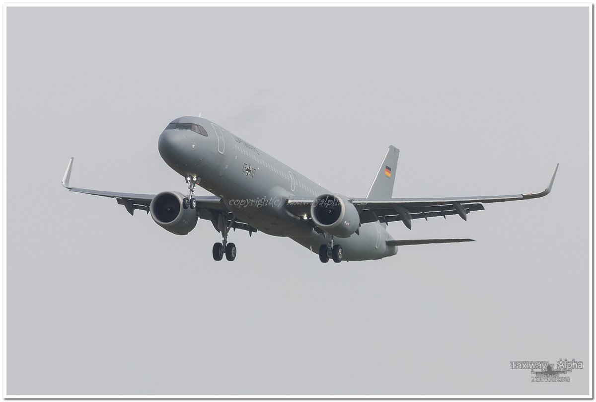 German Air Force | 15+10 |Airbus | A321NXSL | 10613 | Glasgow International  | EGPF | GLA | 17 -05-2023 | GAF880 low go-around Training #egpf #glasgowairport📷 #GAF #germanairforce #gaf880 #avgeek #avgeekphoto #avgeekphotograpgy #military #avgeekphoto #planepictures