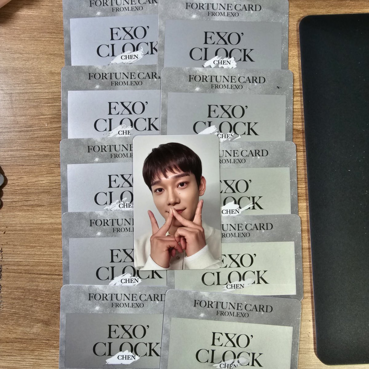 happy9exo's tweet photo. 엑소 포춘카드 양도 EXO FORTUNE CARD SELL
찬열 CHANYEOL 10,000won
첸 CHEN 11,000won https://t.co/TUqTkkV9jJ