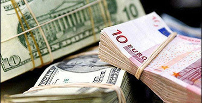 KimMinJi263's tweet photo. Myanmar received US$3.7 million in foreign direct investment (FDI) in April, down 37 percent on-year from $5.9 million. Myanmar received $1.64 billion in FDI in fiscal 2022-23, with Singapore, China and Thailand being the top investors.  #2023May22Coup #WhatsHappeningInMyanmar https://t.co/LO6l9kxyDE
