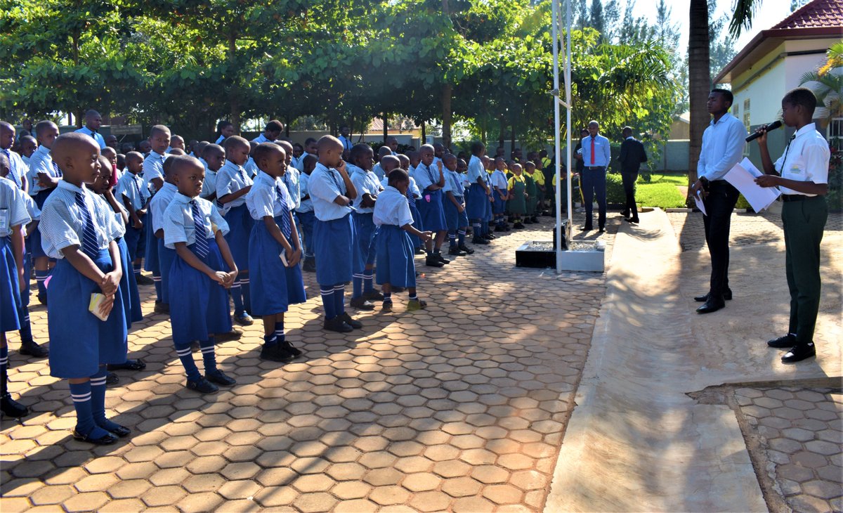 RCCS_GSF's tweet image. “Tugire ubumuntu n’urukundo Twifurizanya ibyiza gusa mu mitima yacu”niyo nsanganyamatsiko yagarutsweho mu kiganiro cyatanzwe mu gikorwa cyo kwibuka #Impinja n’#Abana bazize #Jenoside yakorewe #Abatutsi mu 1994 cyatangiye uyu munsi mumashuri #ndayisabafabricefoundation #kwibuka29