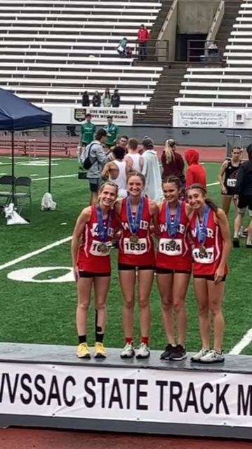 oliviabaker2024's tweet photo. That feeling when you and 3 teammates absolutely push yourself to the limits every day and reach a goal of becoming a state champion! Words cannot express how proud and happy I am to share this moment with them. ❤️🖤 https://t.co/W5eFTPIxxF