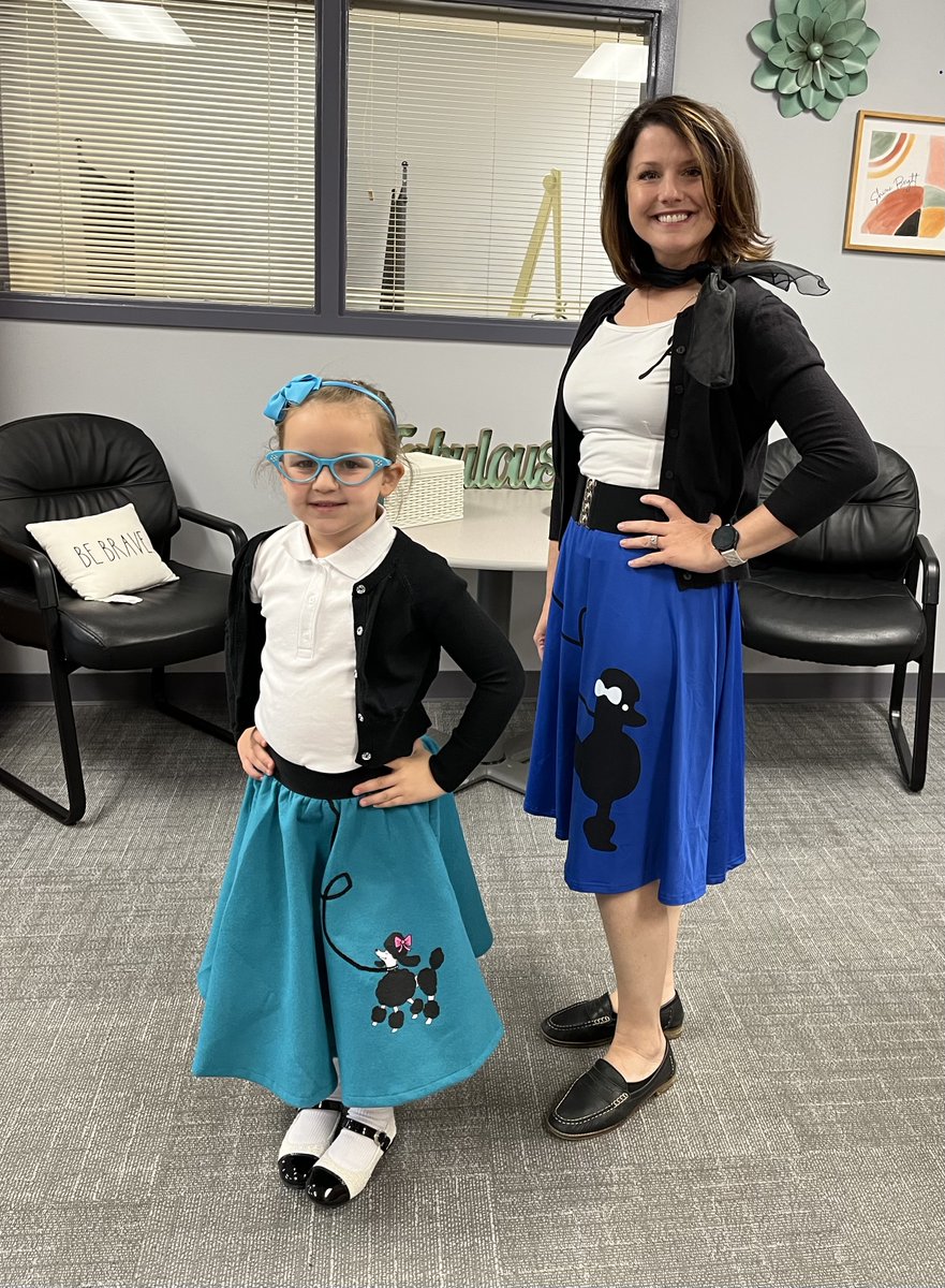 WWayneSchools's tweet photo. WWES Decades Day! https://t.co/qGXhw4RReK