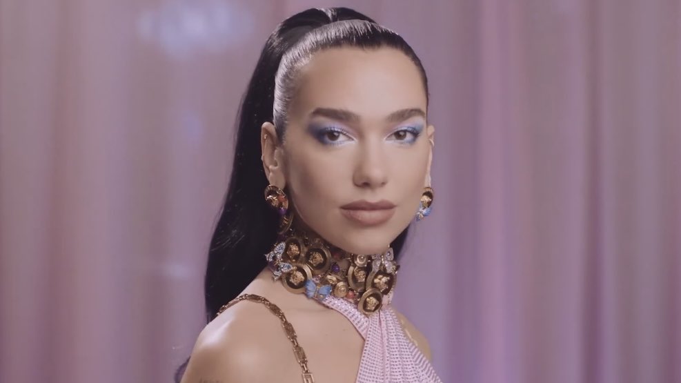 Dua Lipa Hungary on X: 📈  #Barbie debuted with a perfect score of 91% on  @RottenTomatoes — It currently has a score of 93%! — It's @DUALIPA's debut  role on the