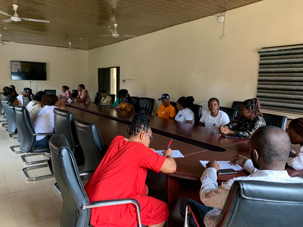 fjdpnigeria's tweet photo. FJDP WEEKLY REVIEW MEETING.
Earlier today FJDP held her routine Monday review meeting at the head office in Makurdi.The meeting was aimed at reviewing activities of the past week so as to identify gaps & challenges and improve where necessary.
#ThisIsFjdp
#MondayReviewMeeting https://t.co/cfubJG0dpw