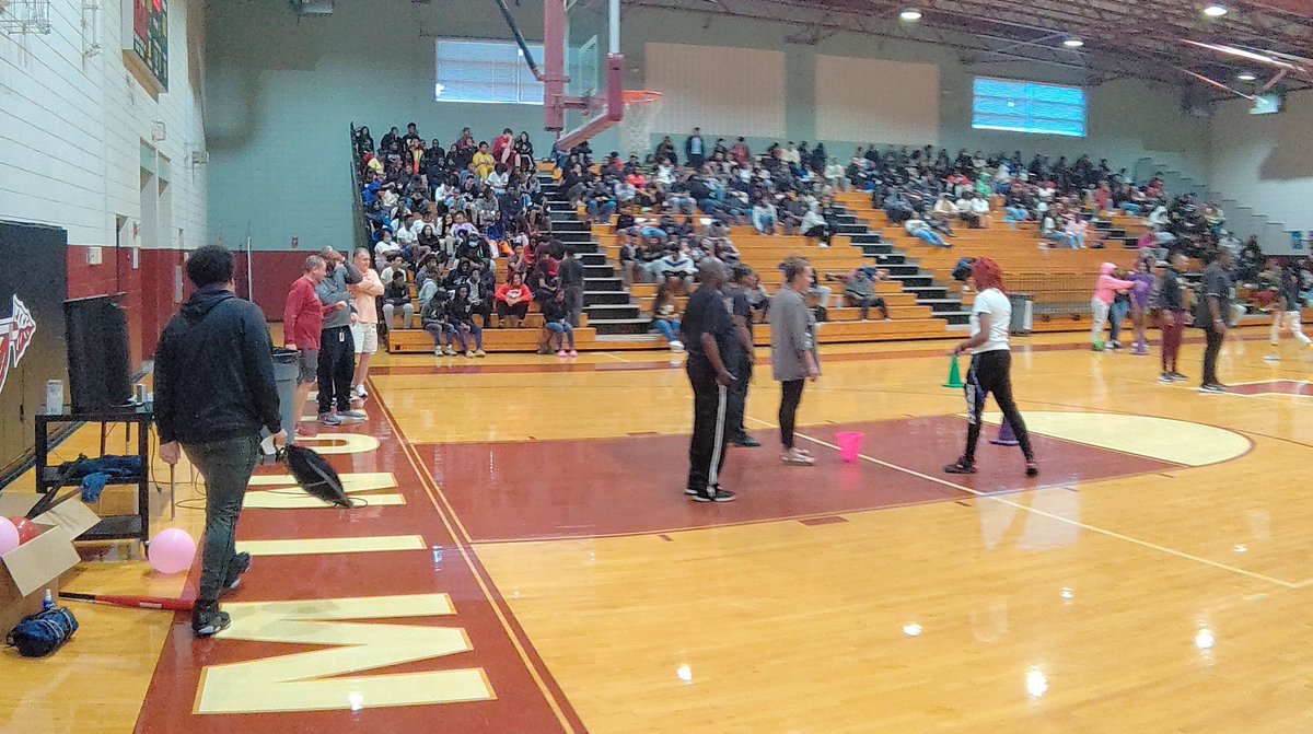 WHS_Seminoles's tweet photo. A rainy morning moved Westside’s Annual Field Day indoors but plenty of activities & friendly competition will be enjoyed during the day! The traditional “Students vs Staff” basketball tournament starts following lunch.
#BibbVIP #Built4Bibb #WestsideWinning #FieldDay2023 https://t.co/yWQVHGLF4z