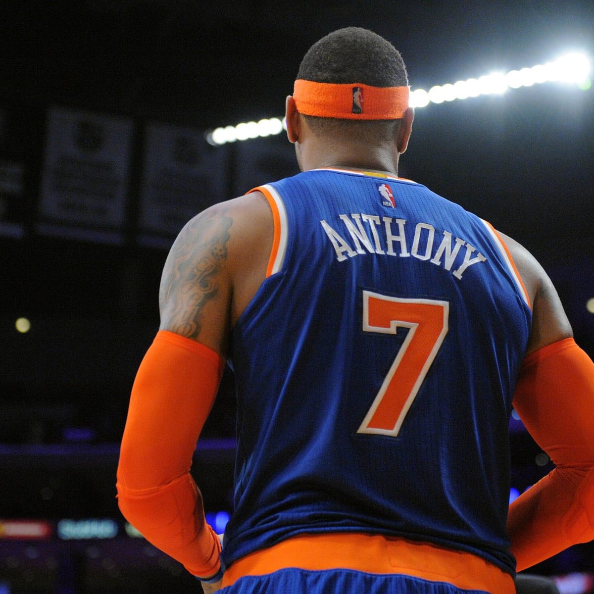 Should Knicks retire Carmelo Anthony's jersey?