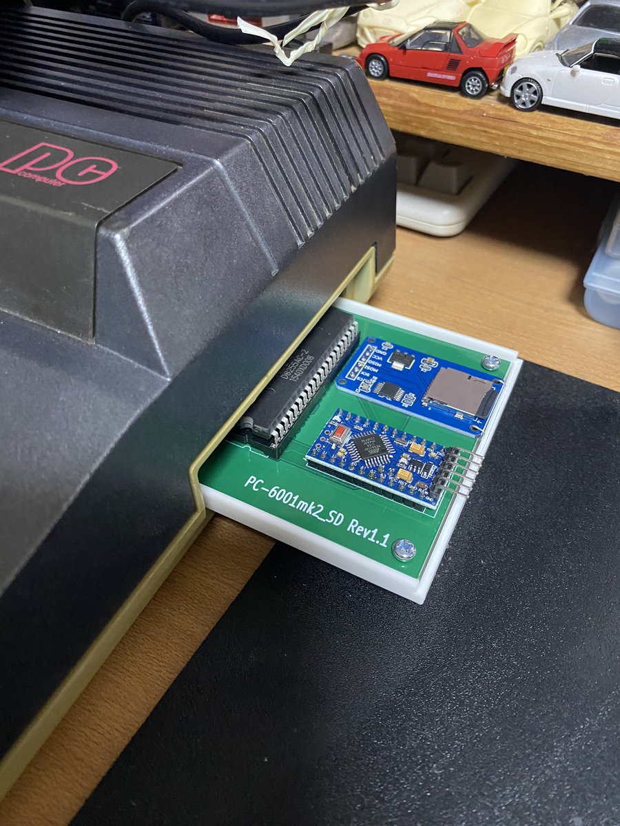Hashi6001's tweet photo. 謎アイテムてゆーか、なぜかウチにある PC-6001mk2_SD を動かしてみた。ほほー、これはこれは。
#PC60 https://t.co/yucOcCFyKZ