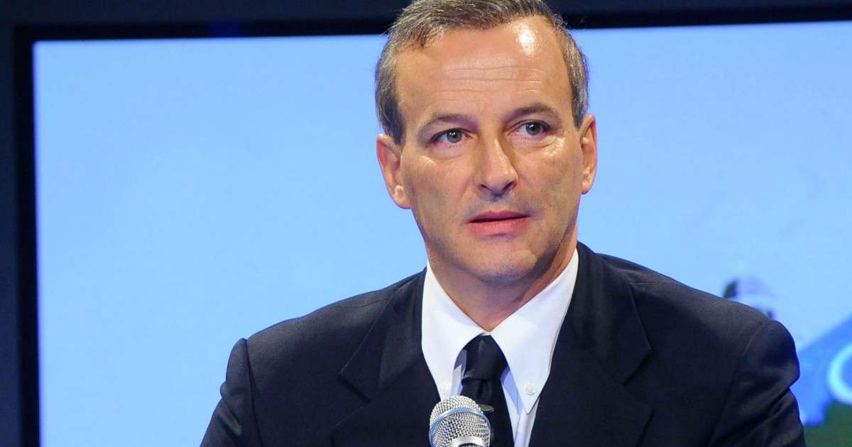 DanieleBibo's tweet image. #Ravezzani: "Scandaloso. Evelina #Christillin, membro consiglio Uefa, ufficializza che i cattivi rapporti dopo la vicenda #Superlega saranno determinanti per un'eventuale sanzione nei confronti della #Juventus. Dichiarazione inaudita che certifica come sia manovrabile la