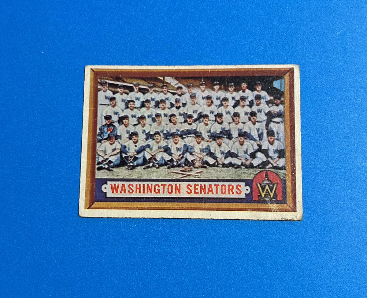 sportsguy_TO's tweet photo. The Senators’ team bus arrived this morning ready to take their rightful place in the 1957 Topps binder. Thanks for the great deal @DaCardShop on the always great @CardsStory Weds Night Vintage thread. #57Topps #SetBuilding #TheHobby https://t.co/WdRp4EydtW