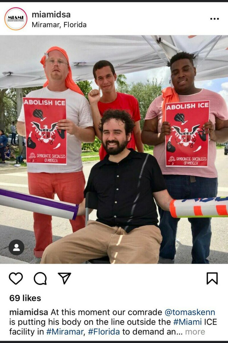 CaroCastilloCC's tweet photo. Socialistas como Thomas Kennedy 👇 son los que la alcaldesa Daniela Levine Cava usa para reforzar su campaña.

Socialists like Thomas Kennedy 👇 are the ones who Mayor Daniela Levine Cava uses to reinforce her campaign.

Thomas Kennedy is also the voice for @FLImmigrant —a far left FL org 🧵 2/2