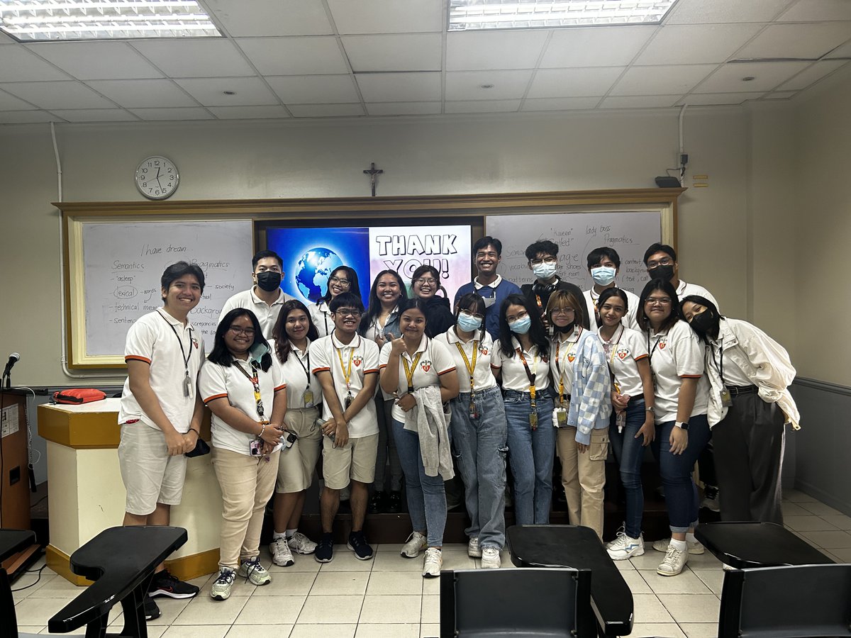1E1blockada's tweet photo. 1EM's Last Regular Class Day with Ms. Stella and Ma'am Lacuata🧡💛
Go Team English!
#1E1x1EM #1EM #1EM2023 https://t.co/RGfWNIFOrE
