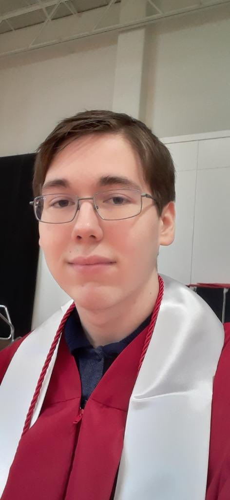 Dinh (@kcarmyrecruiter) on Twitter photo After realizing the Air Force offered limited opportunities for him, PV2 Chowning found a career that he wanted to pursue in the Army as a Multiple Launch Rocket System Crewmember. He also received a bonus of $7,500. <a href="/LawsonHigh/">LawsonHighSchool</a> <a href="/williamjewell/">William Jewell College</a> <a href="/LHSBlueJays/">Liberty HS Athletics</a> <a href="/LNHSports/">LNHS Sports Marketing</a> After realizing the Air Force offered limited opportunities for him, PV2 Chowning found a career that he wanted to pursue in the Army as a Multiple Launch Rocket System Crewmember. He also received a bonus of $7,500. <a href="/LawsonHigh/">LawsonHighSchool</a> <a href="/williamjewell/">William Jewell College</a> <a href="/LHSBlueJays/">Liberty HS Athletics</a> <a href="/LNHSports/">LNHS Sports Marketing</a>