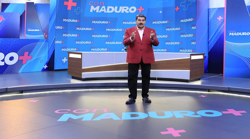 Jefe de Estado invita a sintonizar el programa Con Maduro + de este lunes 
bit.ly/3q1rnQ2 
#MaduroMásPueblo