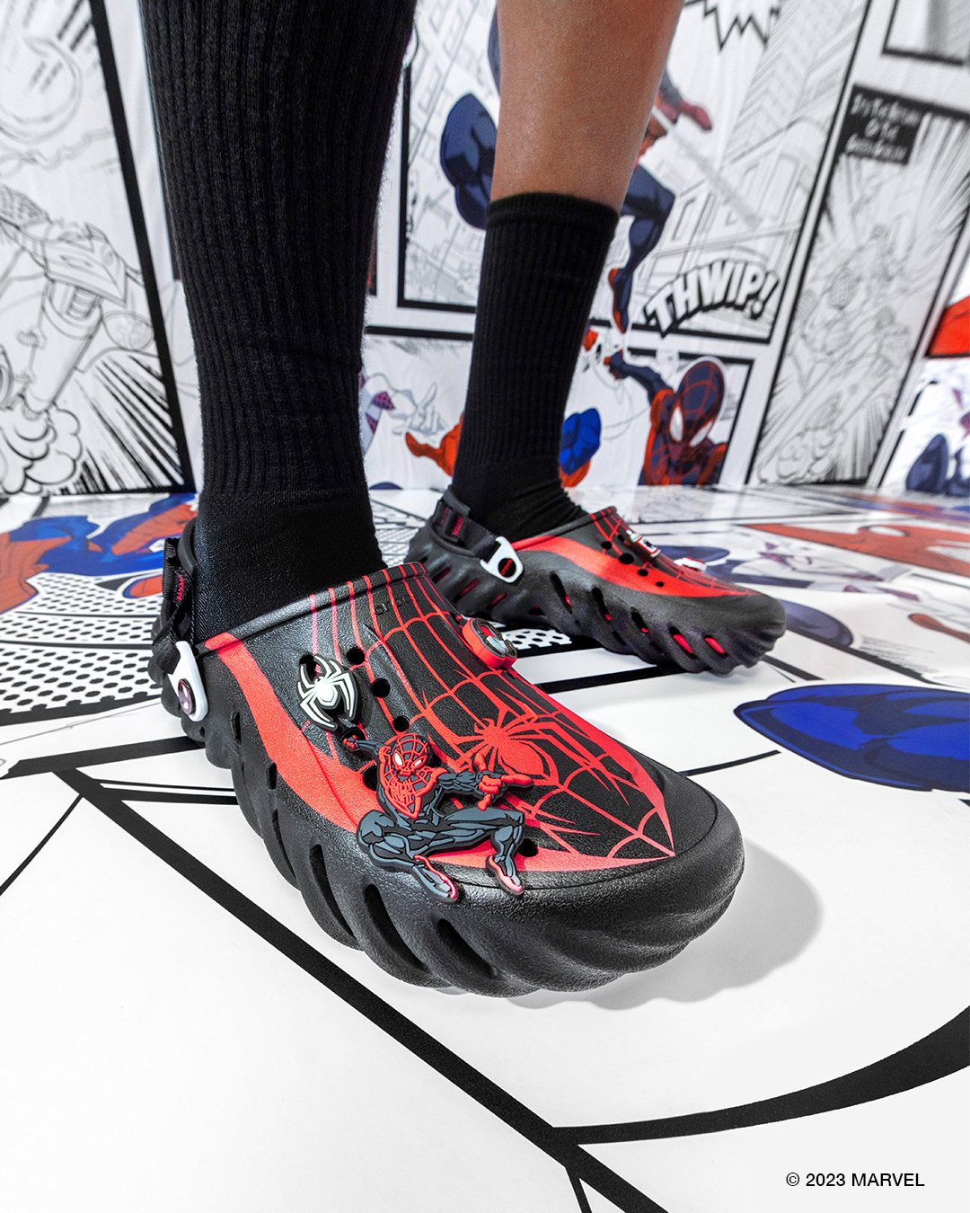 Forholdsvis Udvalg opdagelse Foot Locker Canada on Twitter: "Sport Mode &lt; Spider Mode 🕷️🕸️ The # Crocs x Spiderman collection is launching 5/25 in men's &amp; kid's sizing  online &amp; in select stores exclusively at Foot