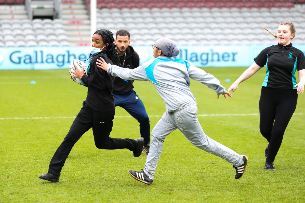 quinsfoundation's tweet image. Project Rugby Festival is BACK!  🏉

Our Project Rugby Festival in partnership with the @metpoliceuk @MPSRichmond @MPSKingston now take place on 24th May at The Stoop!  

Find full details on the upcoming Project Rugby Festival here: ow.ly/7vtZ50OteP4  

#COYQ #ProjectRugby
