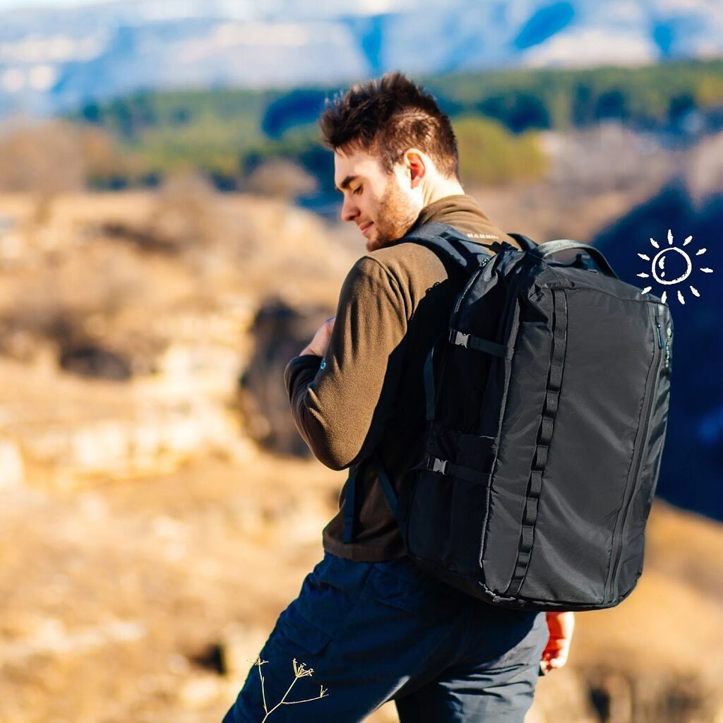 Top 5 things you’ll love about #NordaceHenge:
Opens &amp; packs like a suitcase.
Fits a 17" laptop.
Has RFID blocking hidden pocket.
Has a built-in charging port.
Has Daisy chain for extra gear.
Drop a comment and let us know which is your favorite feature! 😍

#nordace