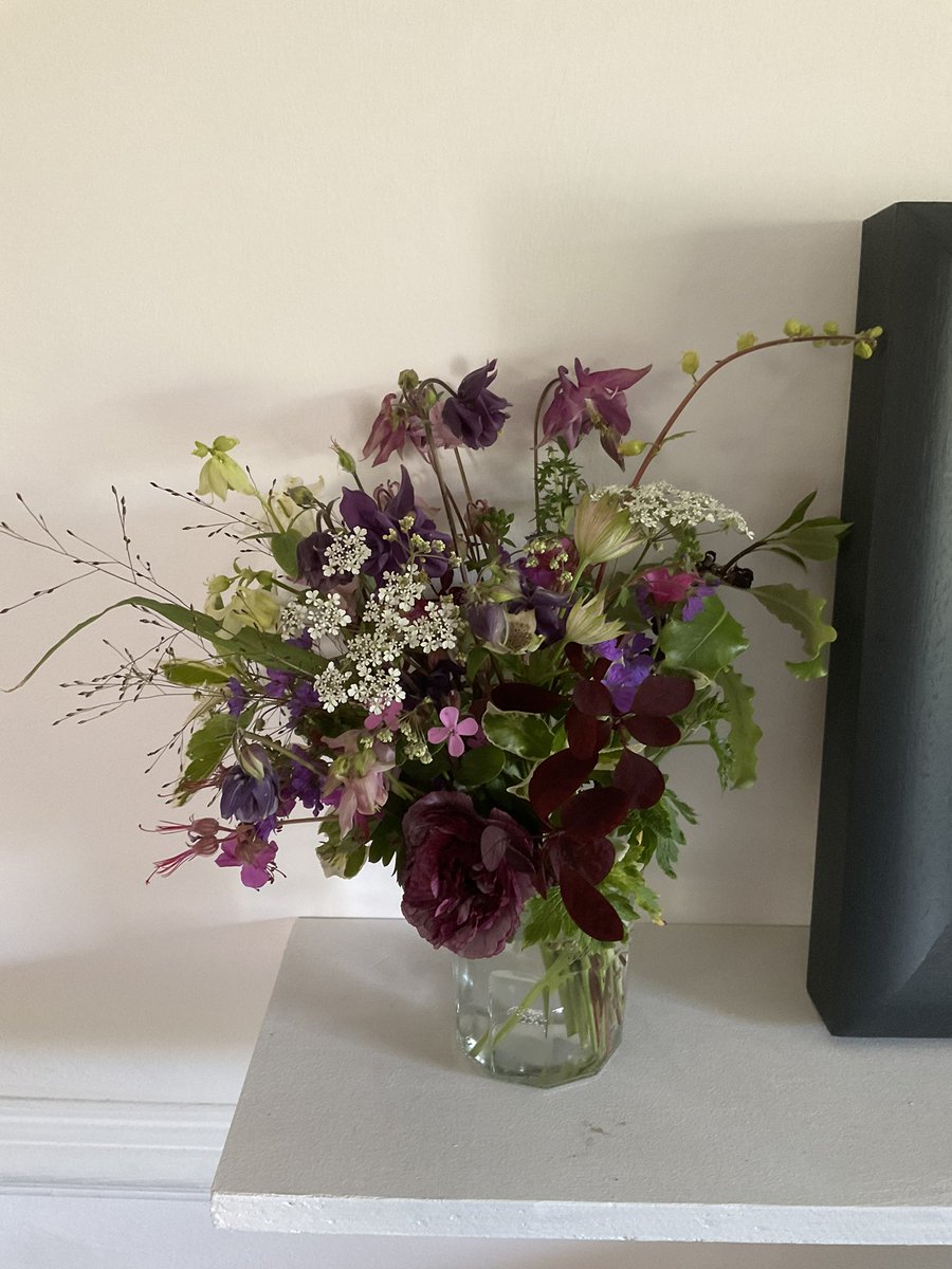 ella-beard-on-twitter-experimenting-with-flowers-in-a-bonne-maman-jam