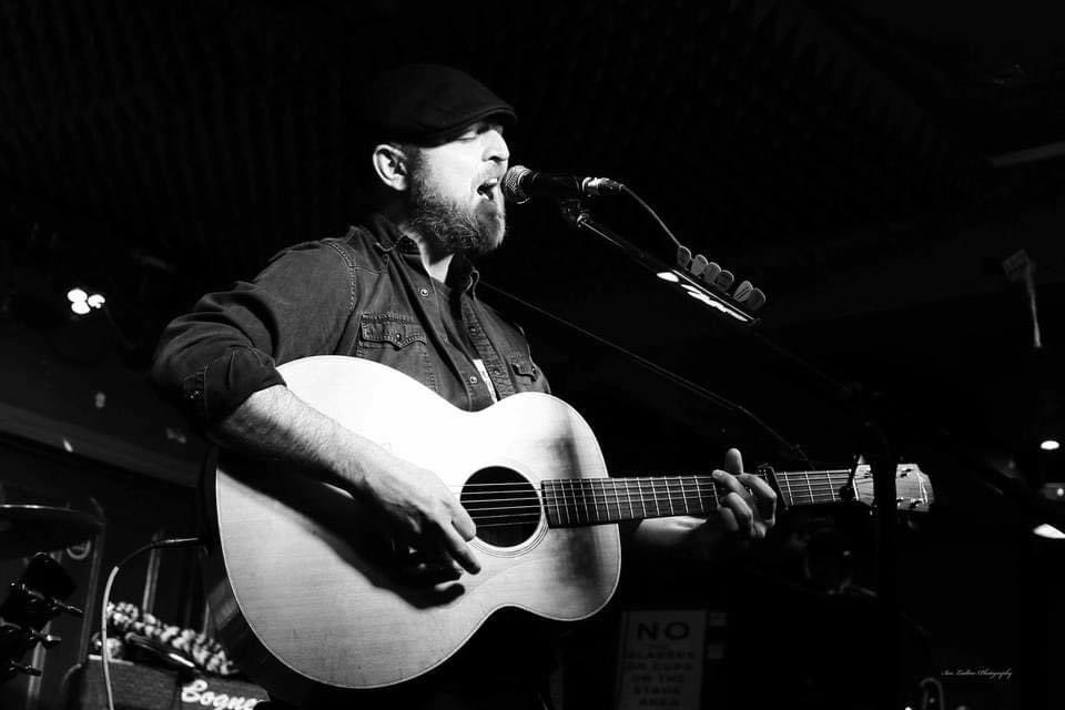Shaun O'Reilly (@soreillymusic) on Twitter photo Back on the London gigs this week people! ☘️🎸🍻
Tonight: <a href="/waxyslondon/">Waxy O'Connor's</a>
Saturday: @thefalteringfullback
#london #gigs #livemusic Back on the London gigs this week people! ☘️🎸🍻
Tonight: <a href="/waxyslondon/">Waxy O'Connor's</a>
Saturday: @thefalteringfullback
#london #gigs #livemusic